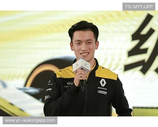 周冠宇开F1回家顺路买菜？