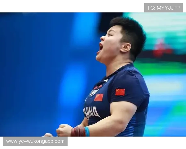 汪周雨这生活真离谱，训练基地就是他家的后花园吧？