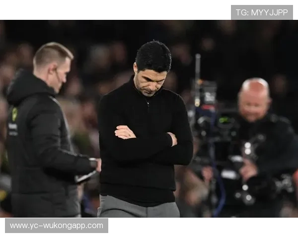 库杜斯与马丁内利：冲击型边锋的两种路径解析